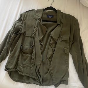 Splendid green jacket